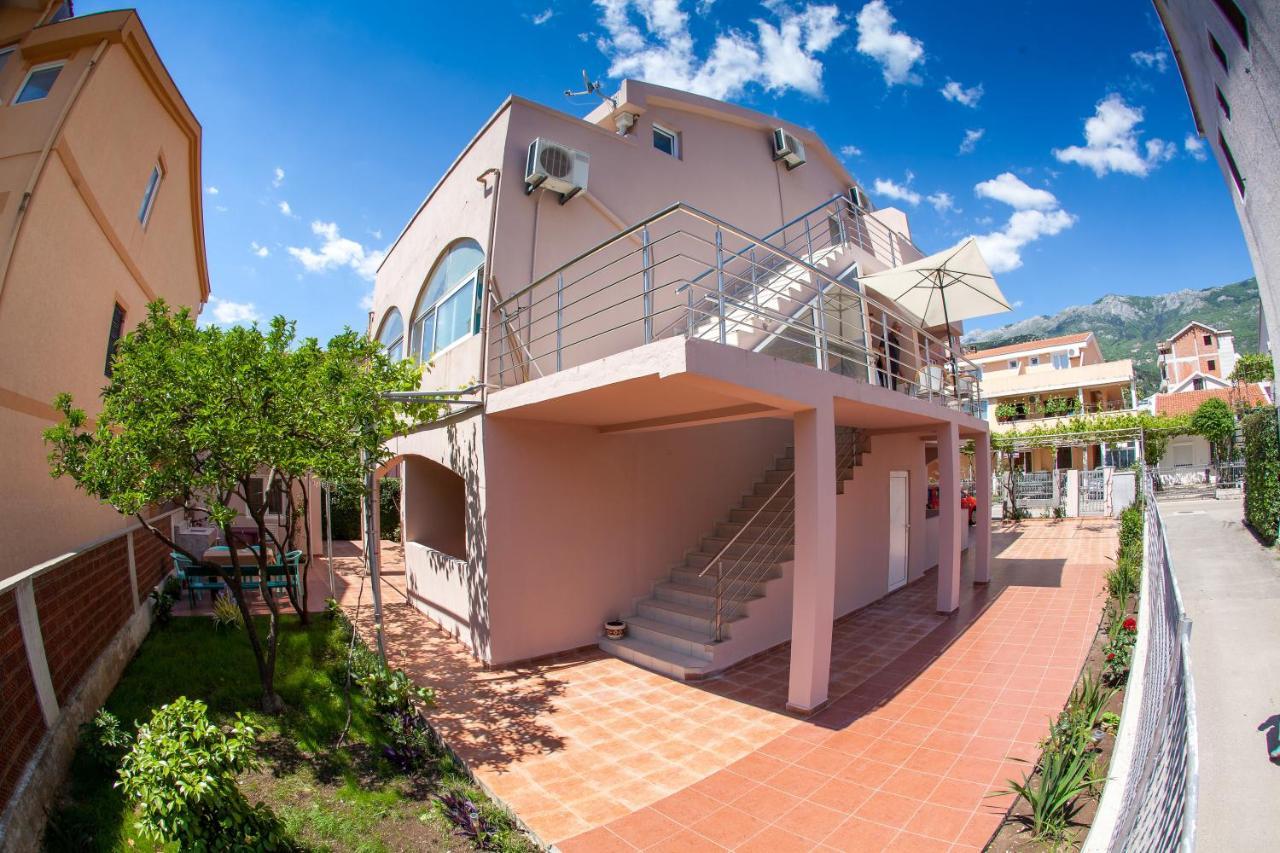 Guest House Jasna บุดวา ภายนอก รูปภาพ