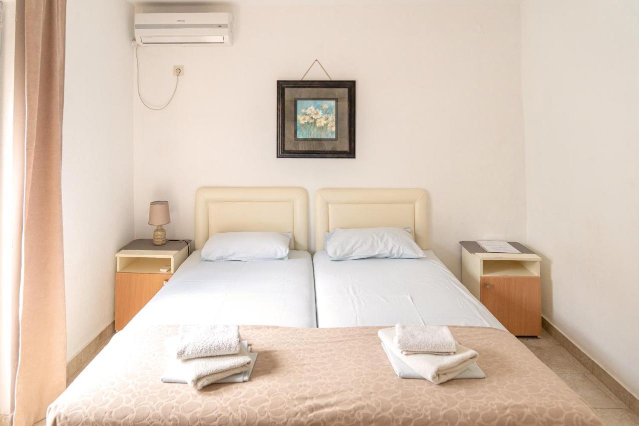Guest House Jasna บุดวา ภายนอก รูปภาพ