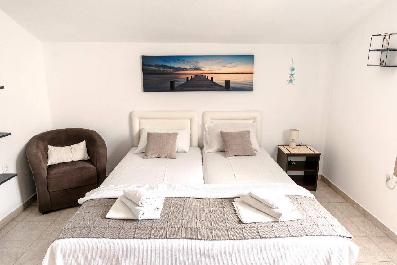 Guest House Jasna บุดวา ภายนอก รูปภาพ