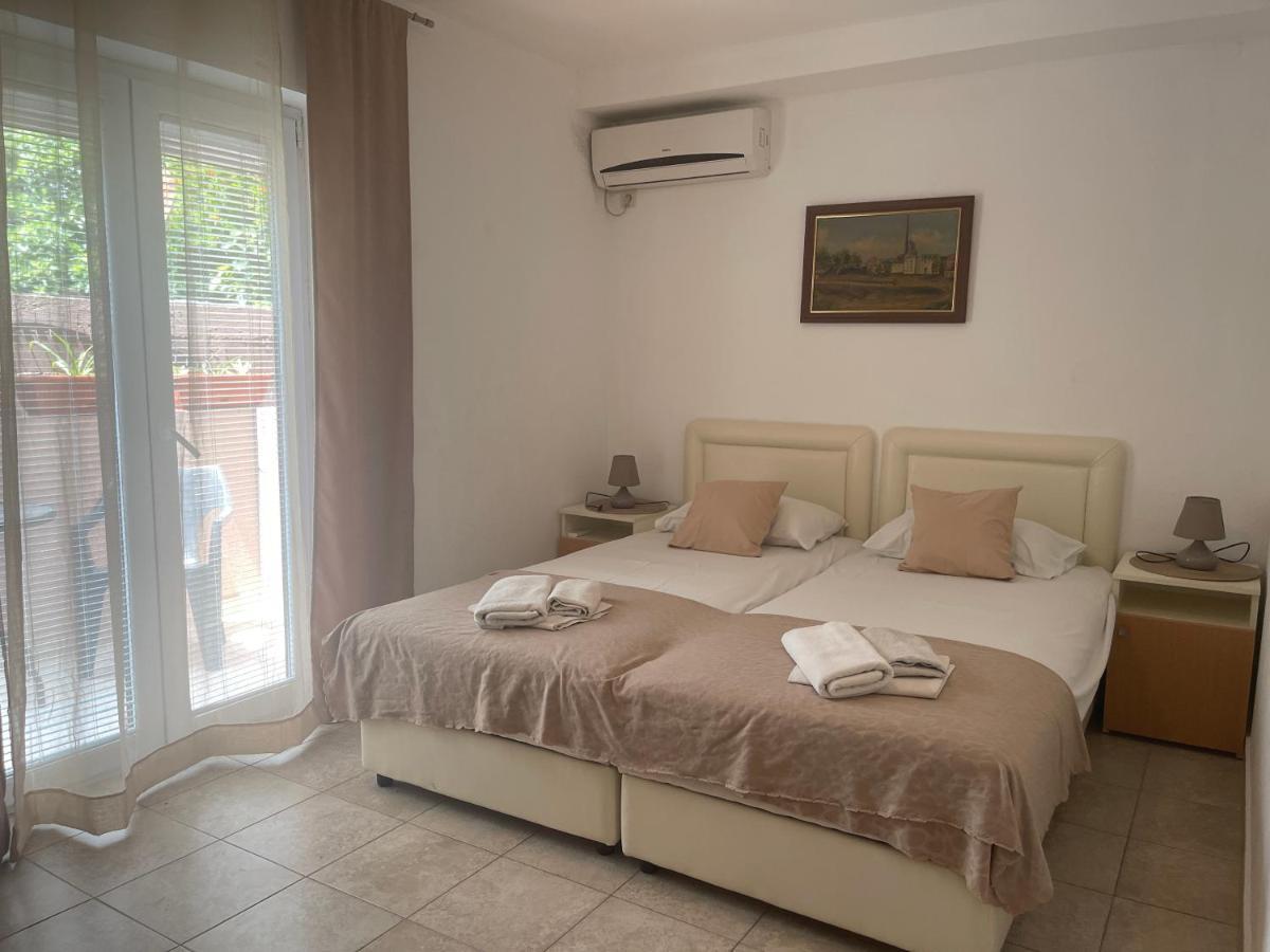Guest House Jasna บุดวา ภายนอก รูปภาพ