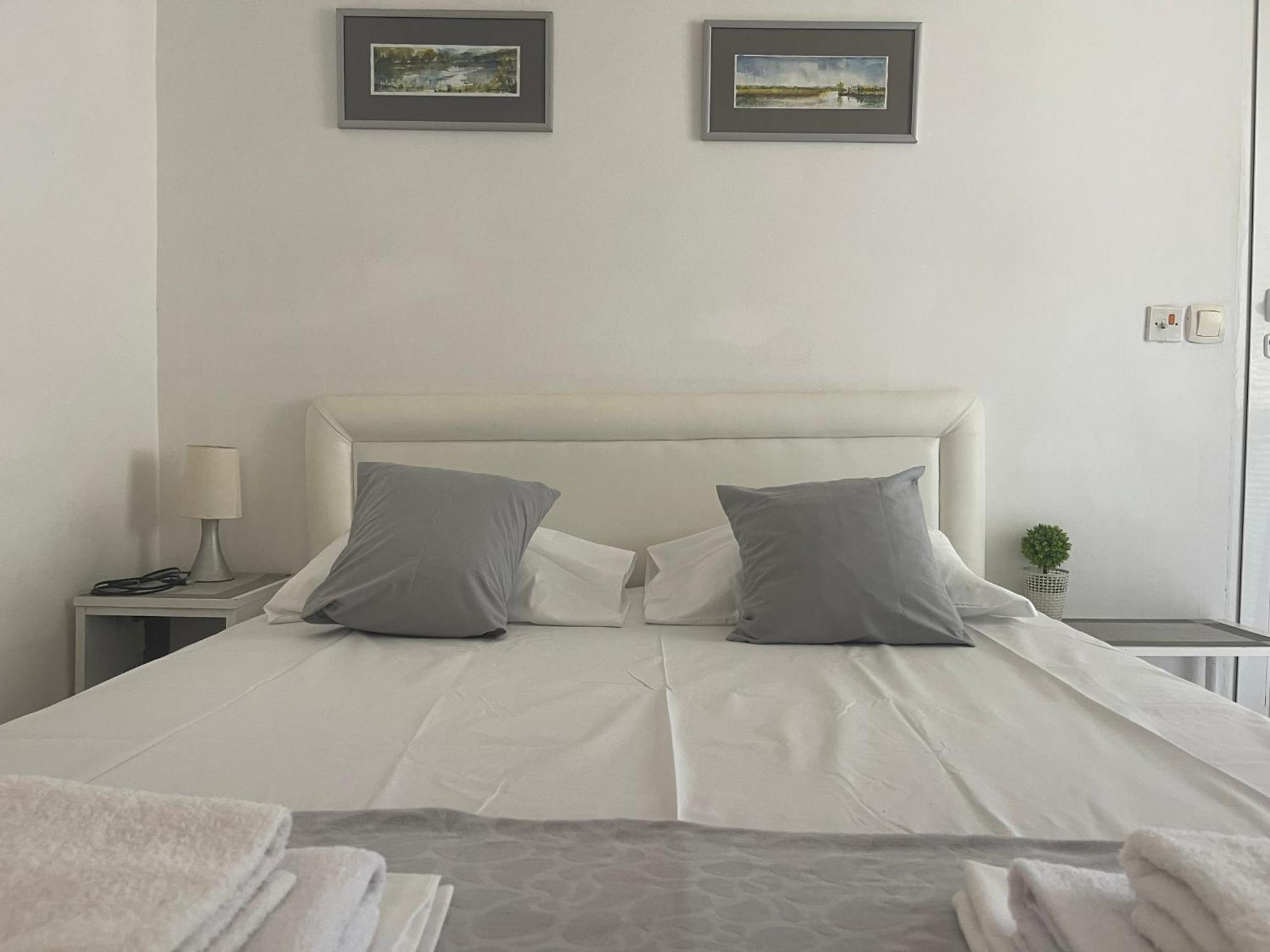 Guest House Jasna บุดวา ภายนอก รูปภาพ